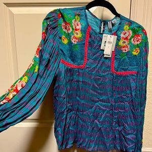 Long sleeve blink London (Anthropology) ski blue flower top